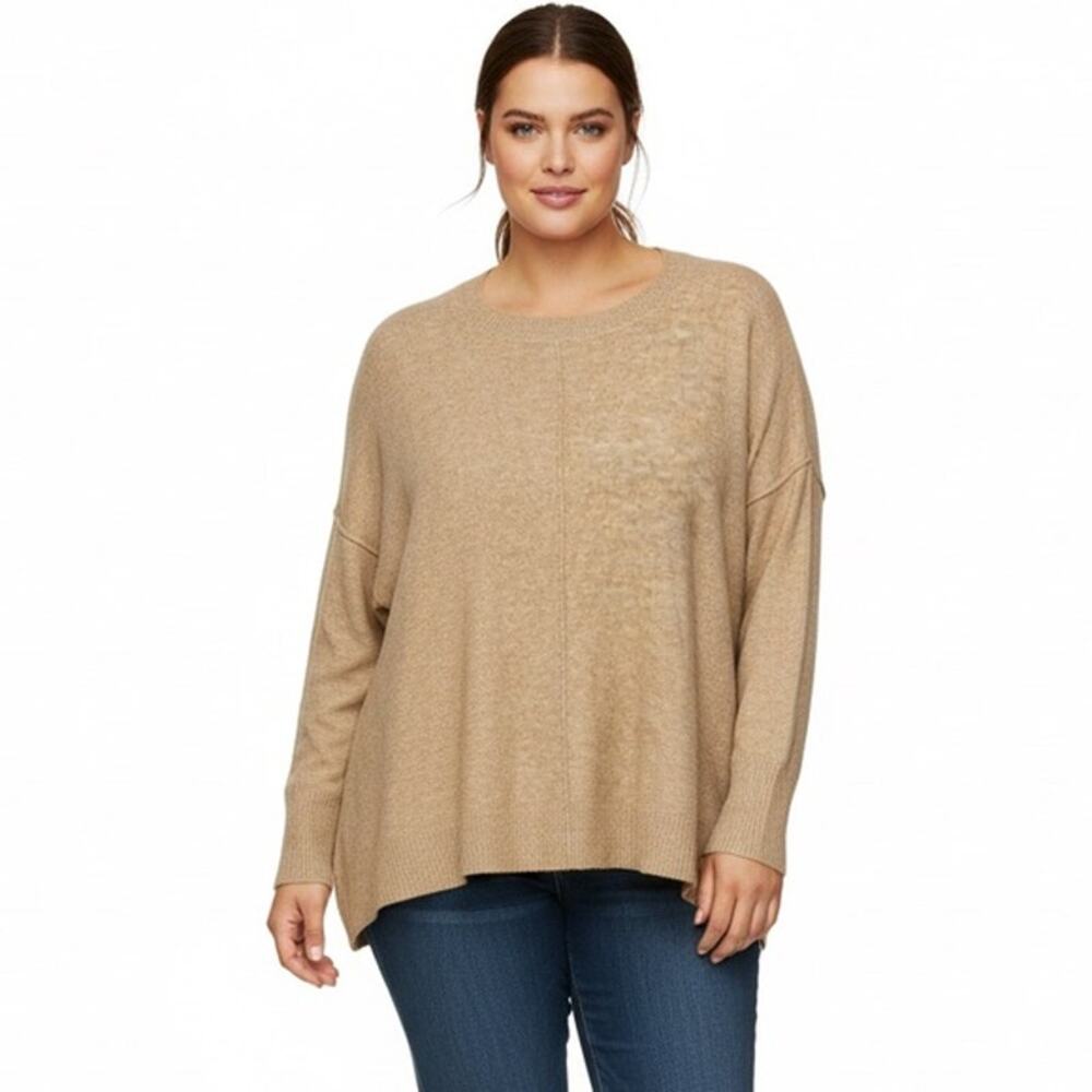 Vince Camuto Doleman Sleeve Crew Neck Sweater In Latte Heather